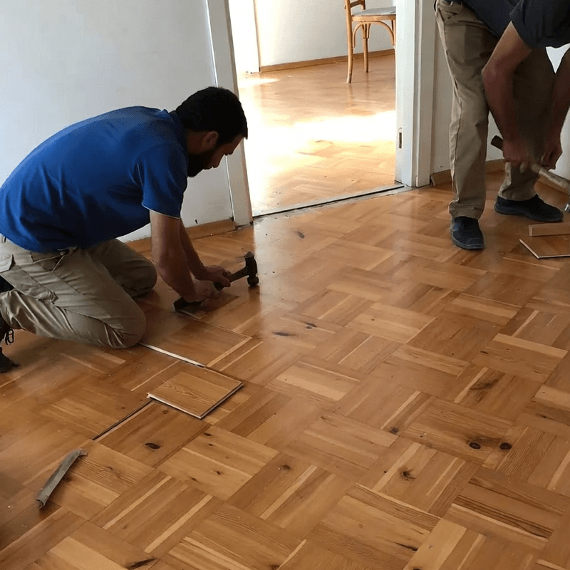 Zemini şık parkelerle kaplayıp yeniler.